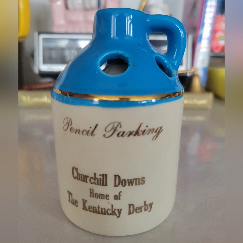 Blue and White Churchill Downs Pencil Holder